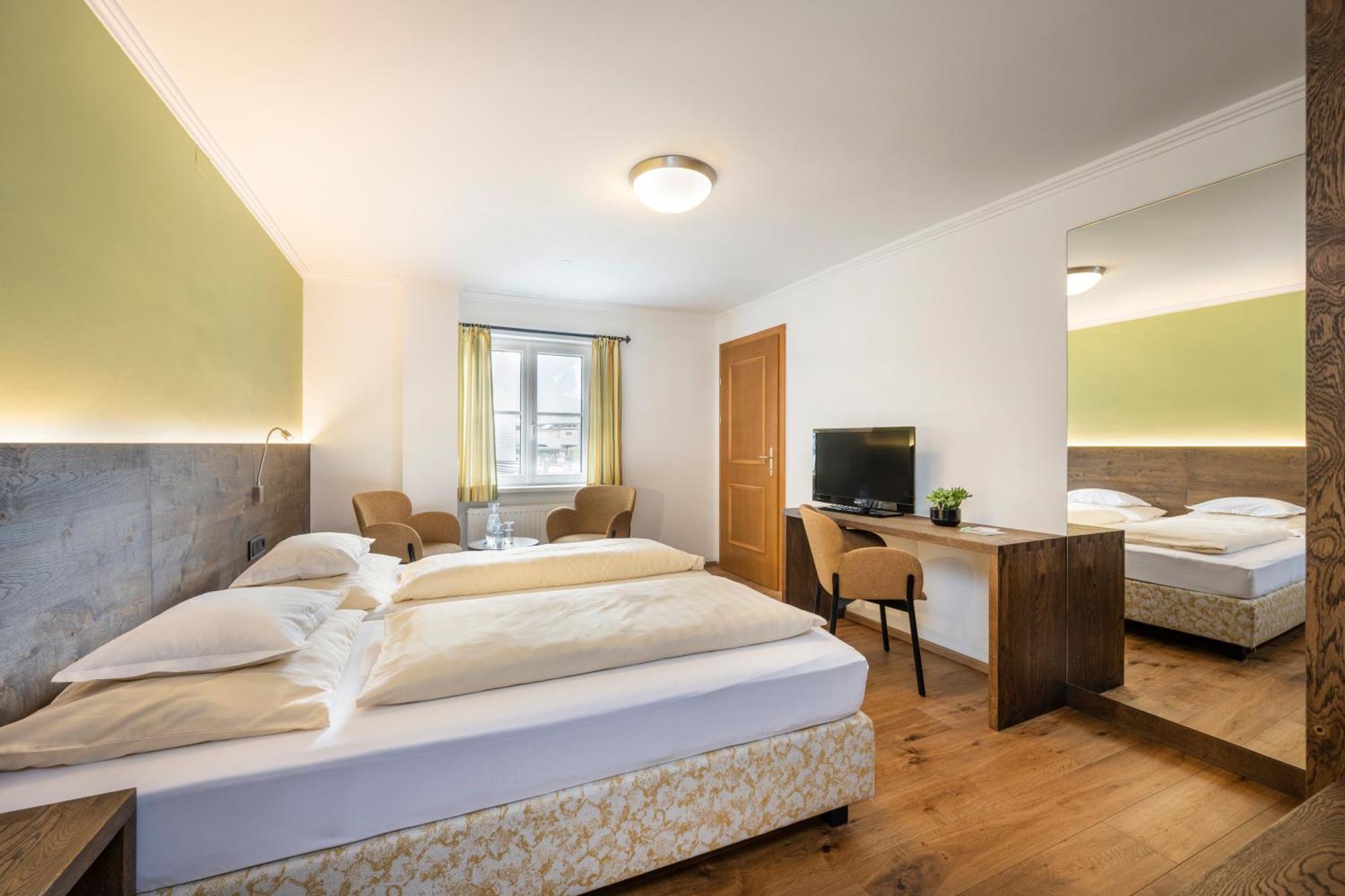 Kirchenwirt Hotel Strobl Eksteriør billede